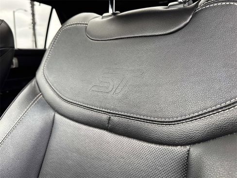 Used 2022 Ford Explorer ST w/ Equipment Group 401A image 23