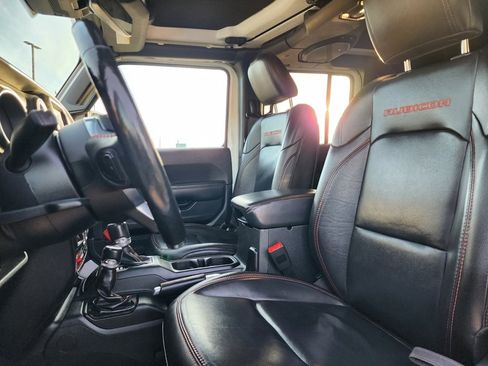 Used 2020 Jeep Gladiator Rubicon image 10