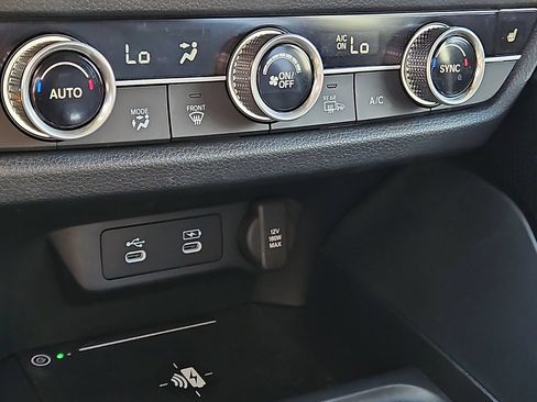 Used 2025 Acura ADX FWD image 21