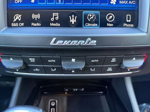 Used 2020 Maserati Levante S image 19