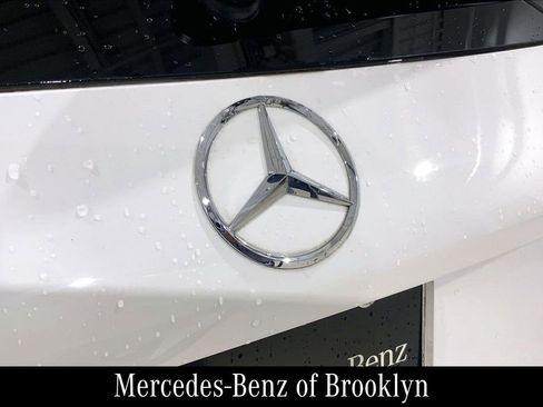 Used 2022 Mercedes-Benz GLC 300 GLC 300 image 34