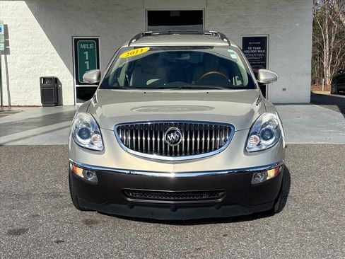 Used 2011 Buick Enclave CXL image 22