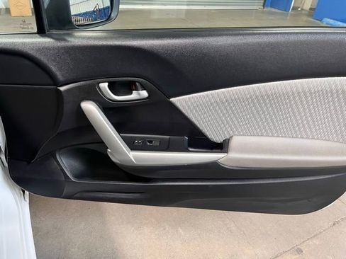 Used 2014 Honda Civic LX image 11