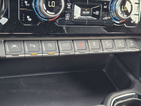 New 2026 GMC Sierra 1500 AT4X AWD/4WD image 33