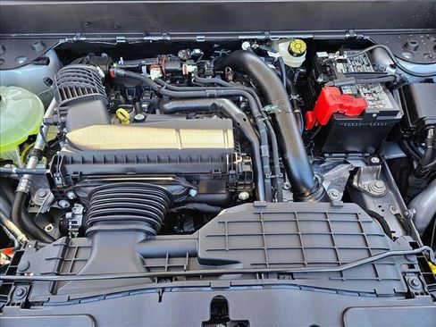 New 2026 Ford Maverick Lobo AWD/4WD image 17