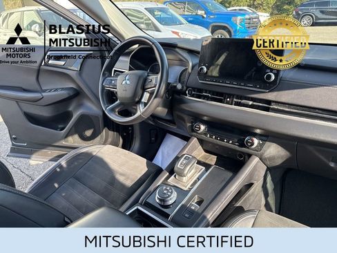 Used 2024 Mitsubishi Outlander SE FWD image 41