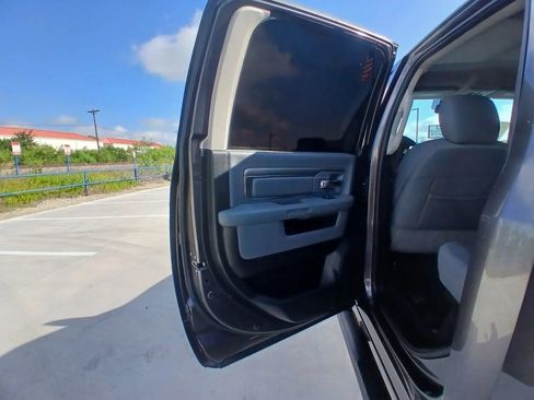Used 2019 RAM 1500 Classic SLT w/ Luxury Group AWD/4WD image 15