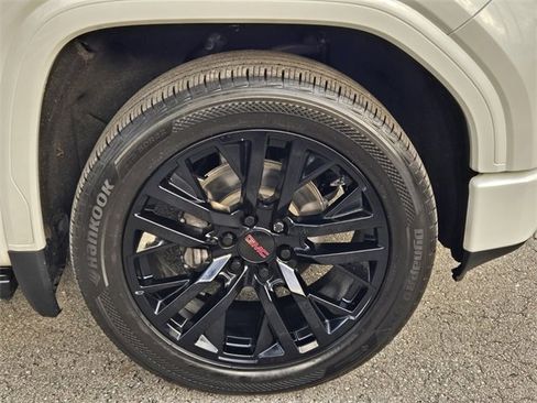 Used 2022 GMC Sierra 1500 Denali w/ Denali Reserve Package image 22