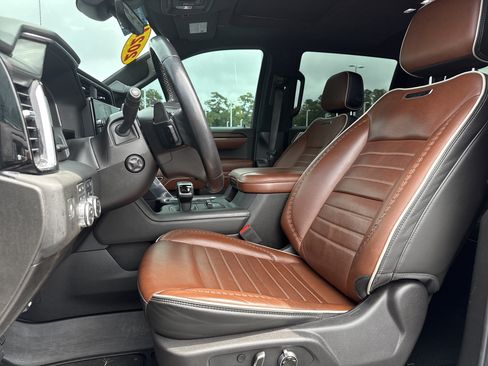 Used 2024 GMC Sierra 1500 Denali Ultimate AWD/4WD image 15