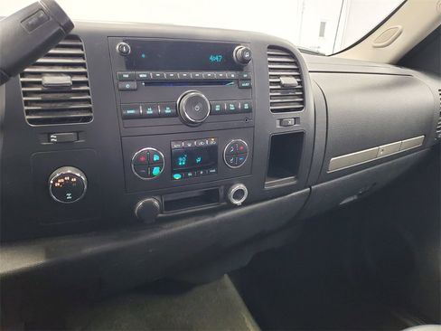 Used 2008 Chevrolet Silverado 1500 LT w/ Power Pack Plus image 16