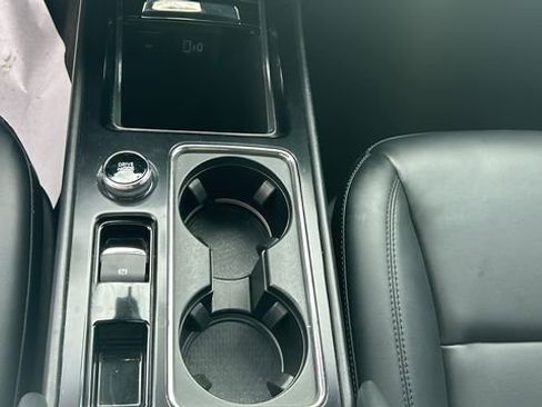 Used 2022 Lincoln Corsair FWD image 22