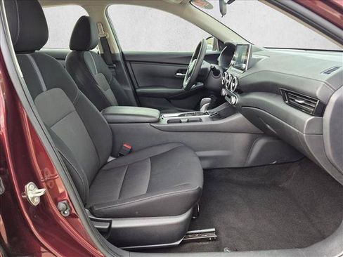 Used 2024 Nissan Sentra SV FWD image 19