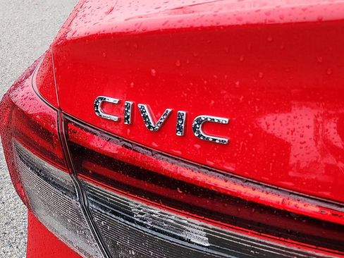 Used 2023 Honda Civic Sport image 18