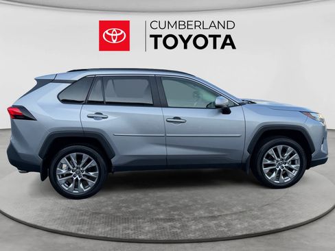 Used 2025 Toyota RAV4 XLE Premium w/ Weather Package AWD/4WD image 6