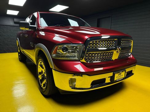Used 2014 RAM 1500 Laramie RWD image 3