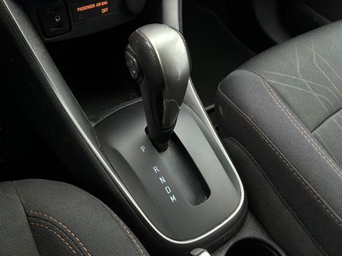 Used 2020 Chevrolet Trax LT AWD/4WD image 22