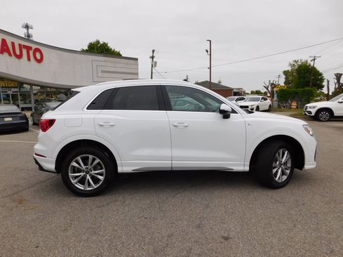 Used 2024 Audi Q3 2.0T Premium AWD/4WD image 4