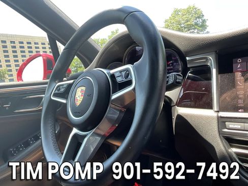 Used 2020 Porsche Macan w/ Premium Package Plus AWD/4WD image 24