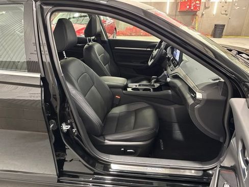 Certified 2023 Nissan Altima 2.5 SL AWD/4WD image 17