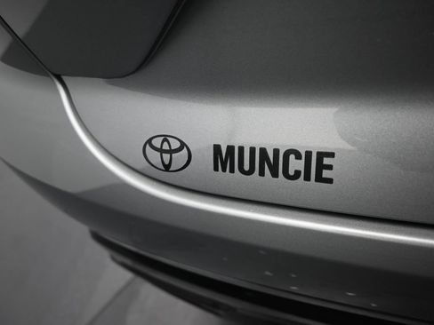 Used 2026 Buick Envision Sport Touring AWD/4WD image 38