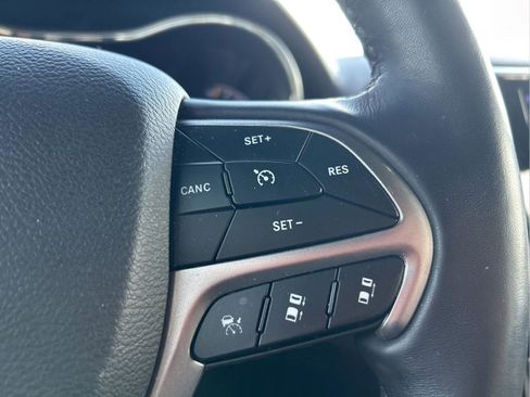 Certified 2019 Jeep Grand Cherokee High Altitude image 15