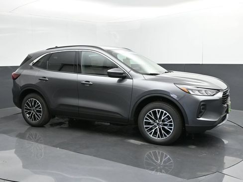 New 2024 Ford Escape SE FWD image 8