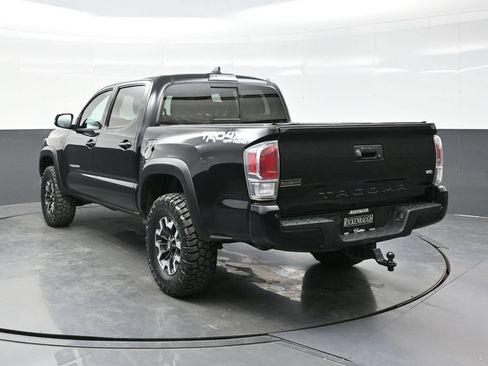 Used 2020 Toyota Tacoma TRD Off-Road w/ Technology Package AWD/4WD image 5