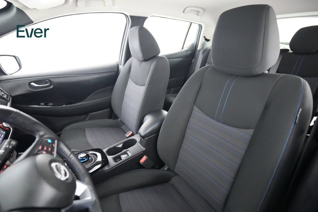 Used 2024 Nissan Leaf SV Plus FWD image 4