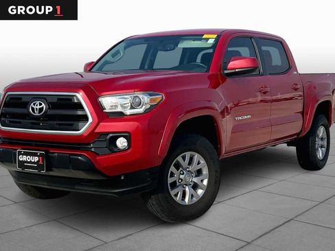 Used 2017 Toyota Tacoma SR5 image 1