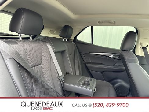 Used 2022 Buick Envision Preferred image 35
