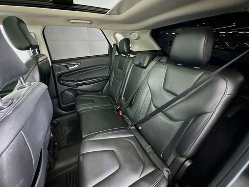 Used 2020 Ford Edge Titanium w/ Equipment Group 301A image 27