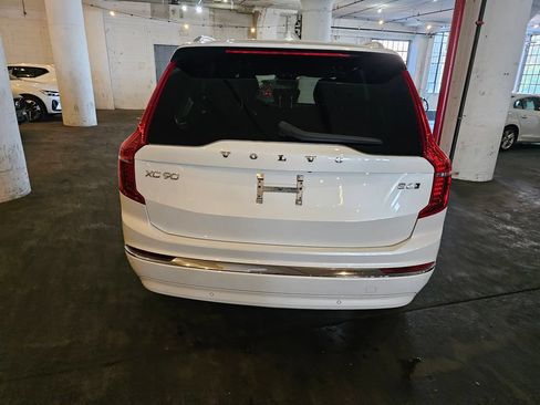 Certified 2023 Volvo XC90 B6 Plus w/ Protection Package AWD/4WD image 3