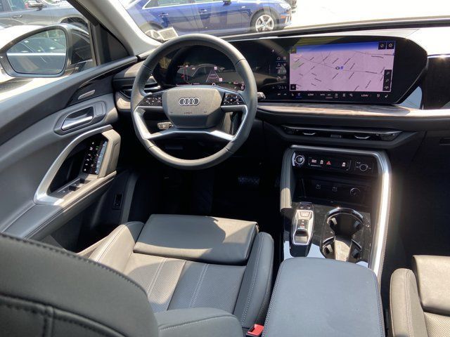 Used 2025 Audi Q5 Premium Plus w/ Premium Plus AWD/4WD image 15