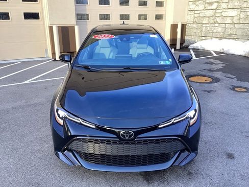 Used 2022 Toyota Corolla SE image 2
