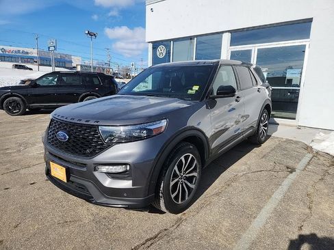 Certified 2021 Ford Explorer ST w/ Equipment Group 401A image 3