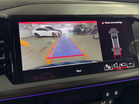 Certified 2023 Audi Q4 e-tron Premium Plus w/ Premium Plus image 24