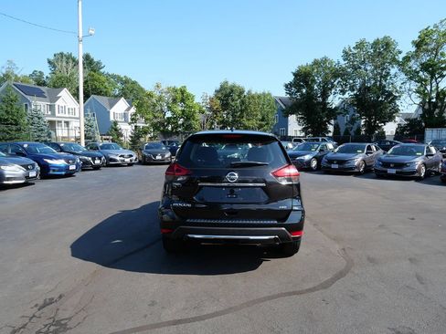 Used 2018 Nissan Rogue S AWD/4WD image 4
