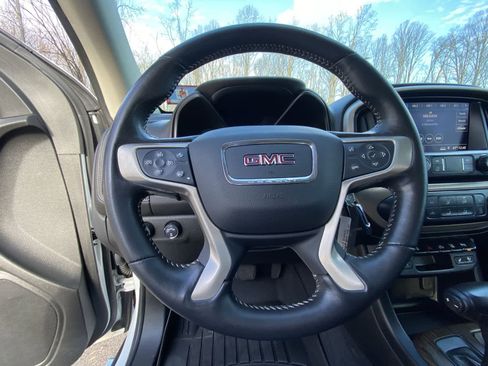 Used 2020 GMC Canyon Denali image 33