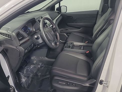 Certified 2023 Honda Odyssey Sport image 19