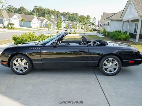 Used 2002 Ford Thunderbird Deluxe RWD image 3