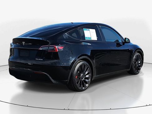 Used 2022 Tesla Model Y Performance image 5