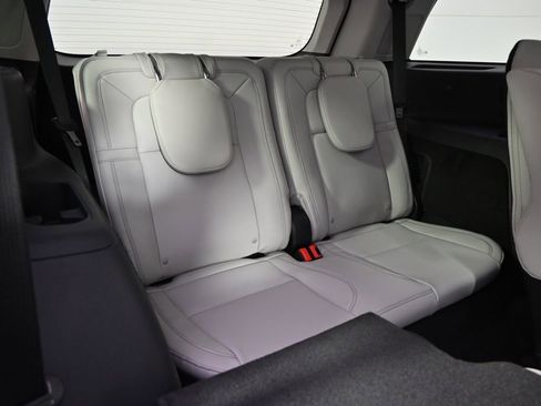 New 2026 Lincoln Aviator Reserve AWD/4WD image 19