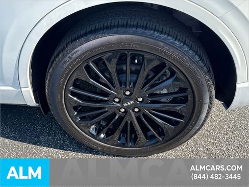 Used 2024 Lincoln Corsair Reserve w/ Jet Appearance Package image 24