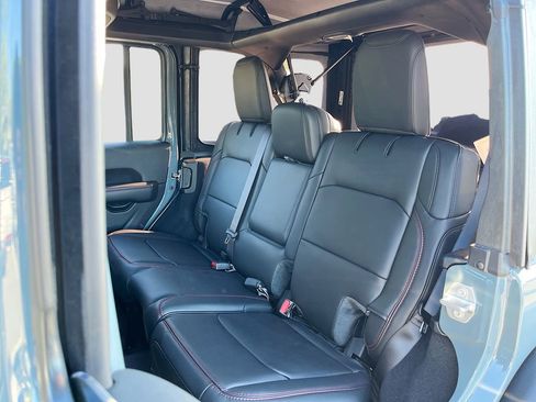 New 2026 Jeep Wrangler Unlimited Rubicon w/ Xtreme 35 Tire Package AWD/4WD image 23