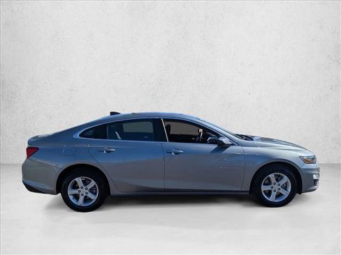 Used 2024 Chevrolet Malibu LS image 4