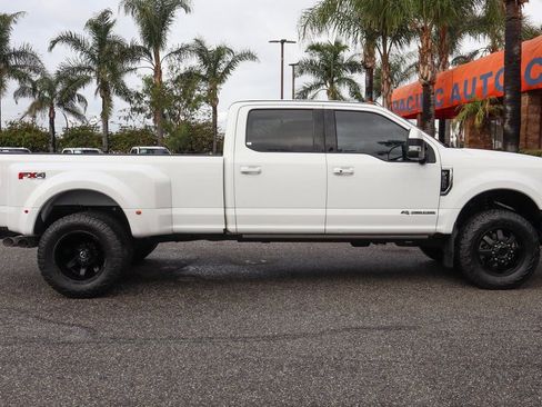 Used 2017 Ford F350 Lariat w/ Lariat Ultimate Package image 11