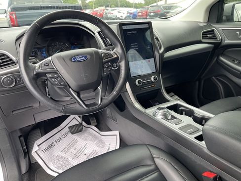 Used 2022 Ford Edge SEL image 12