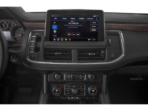 Used 2022 Chevrolet Tahoe Z71 w/ Off-Road Capability Package image 13