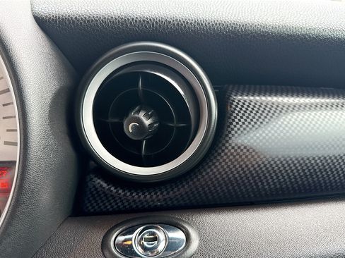Used 2014 MINI Cooper S FWD image 36