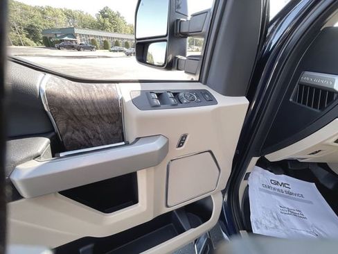 Used 2017 Ford F250 Lariat w/ FX4 Off-Road Package image 20